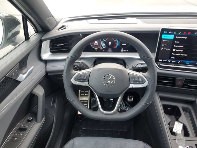 New 2026 Volkswagen Tiguan SE R-Line AWD/4WD image 13