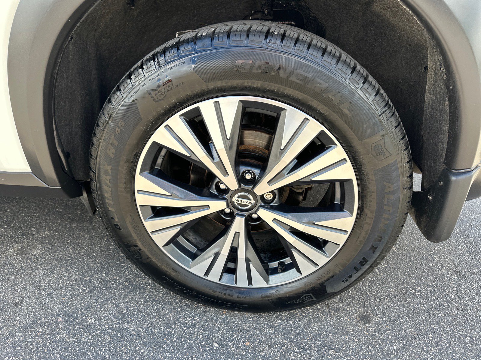 Used 2021 Nissan Rogue SV AWD/4WD image 12