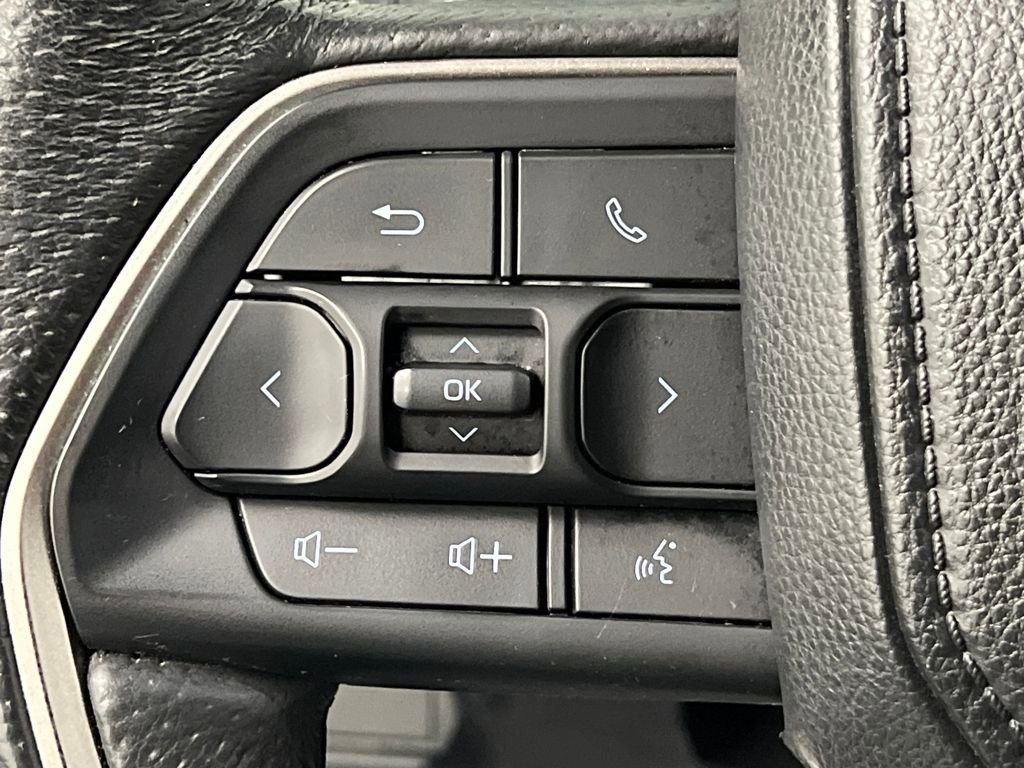 Used 2024 Toyota Tacoma TRD Off-Road image 35