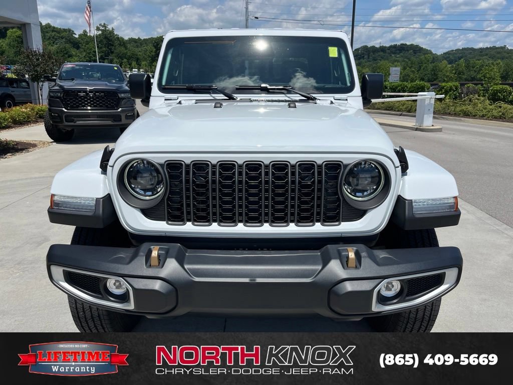 New 2026 Jeep Gladiator Sport AWD/4WD image 30