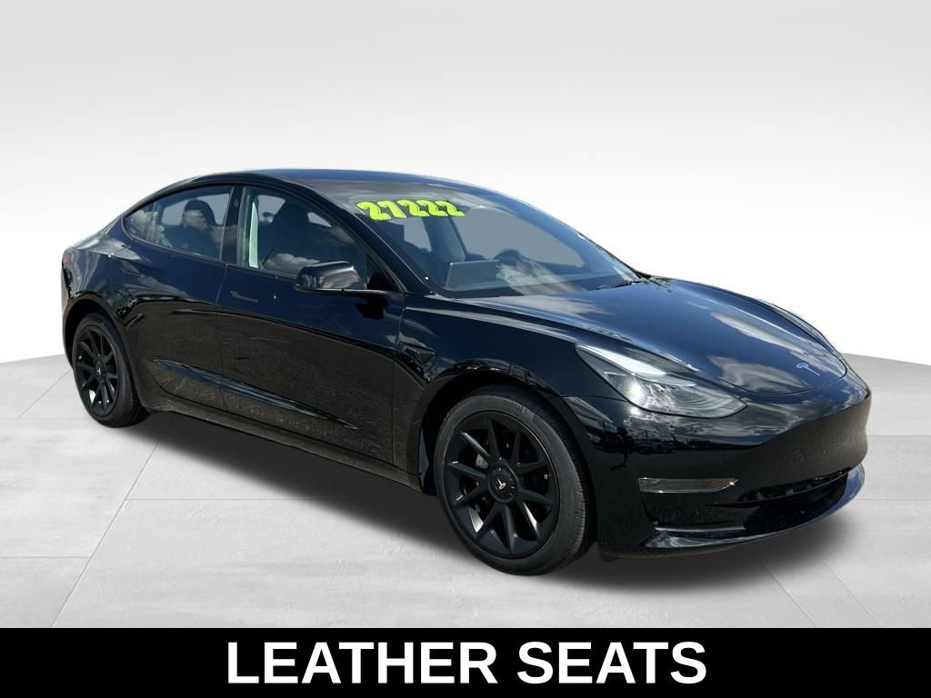 Used 2023 Tesla Model 3 Standard Range image 7