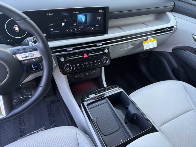 Certified 2025 Hyundai Tucson Limited AWD/4WD image 31