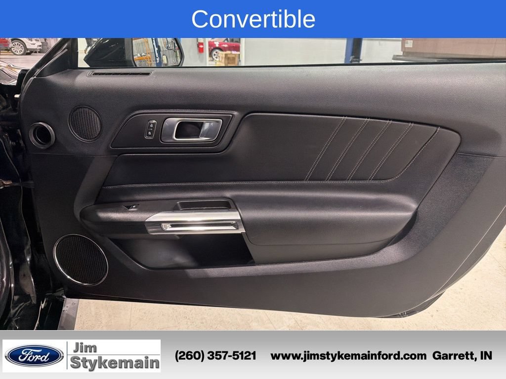 Used 2020 Ford Mustang Premium RWD image 26
