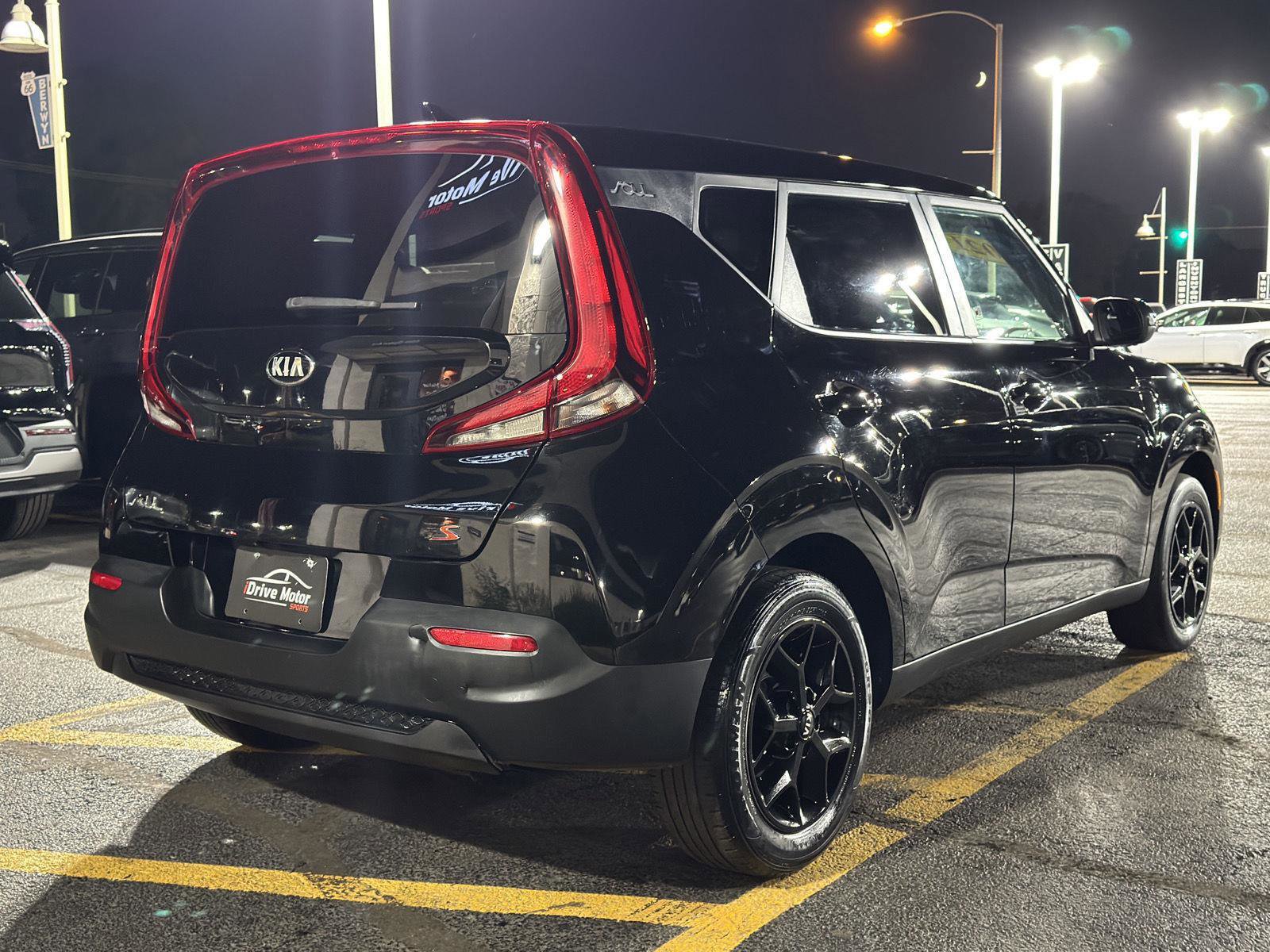 Used 2021 Kia Soul S FWD image 15