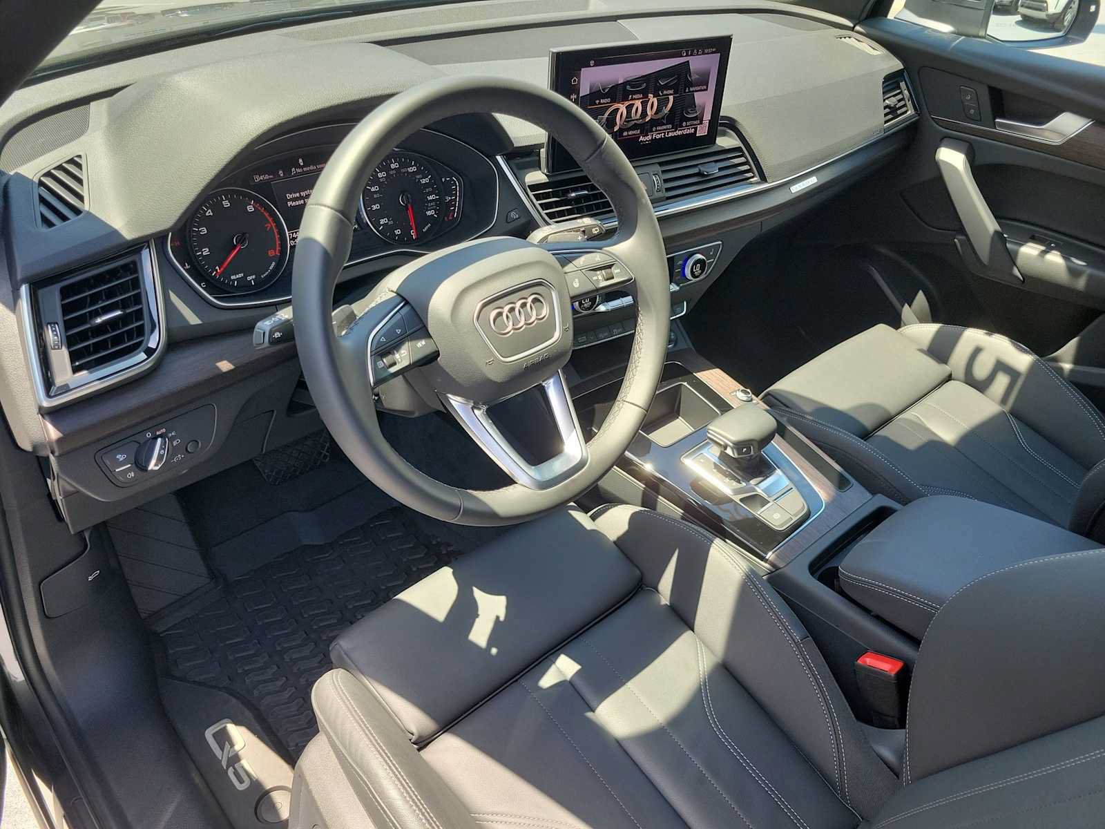 Certified 2025 Audi Q5 2.0T Premium AWD/4WD video 2
