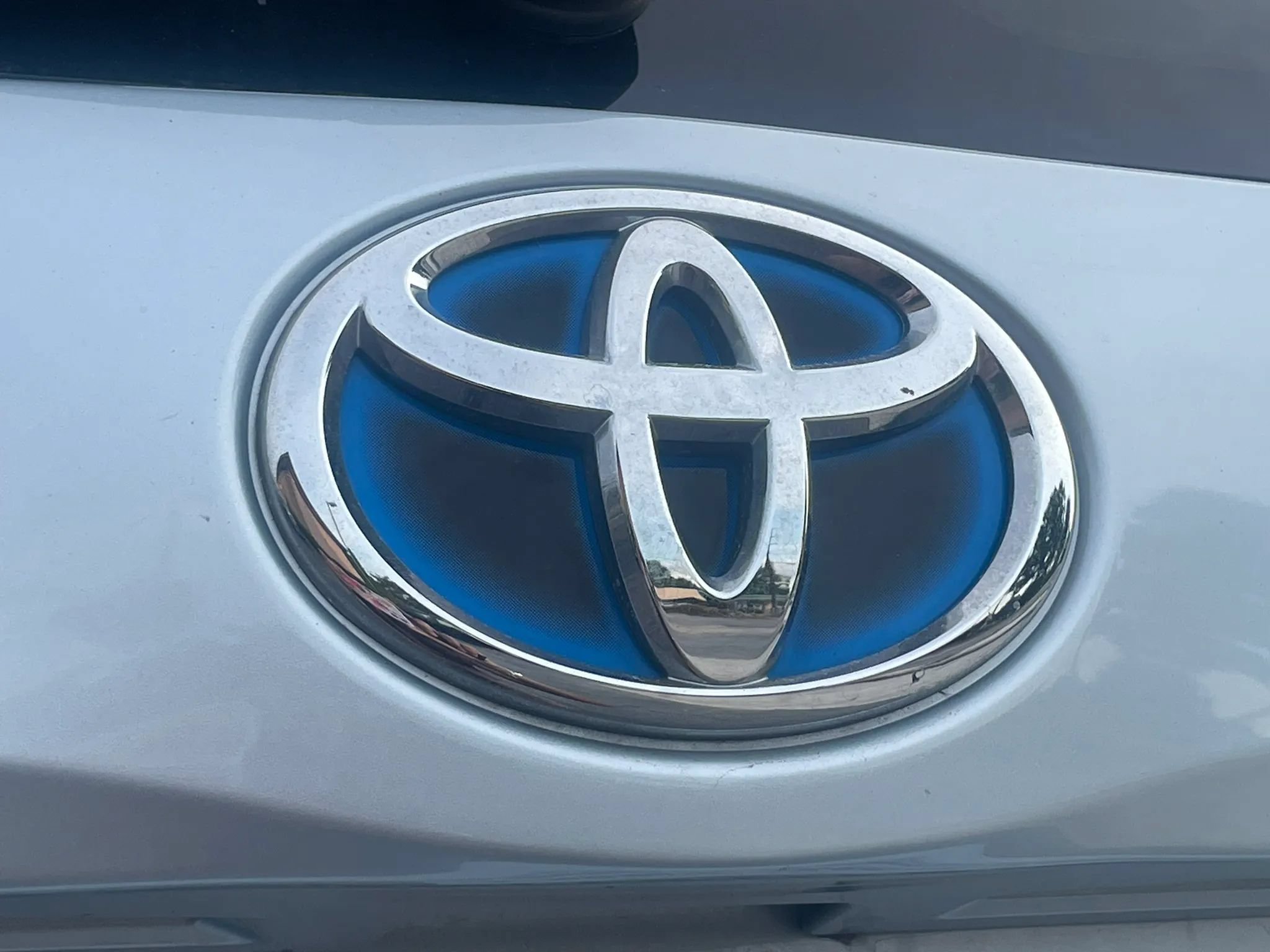 Used 2016 Toyota Prius V Five FWD image 53