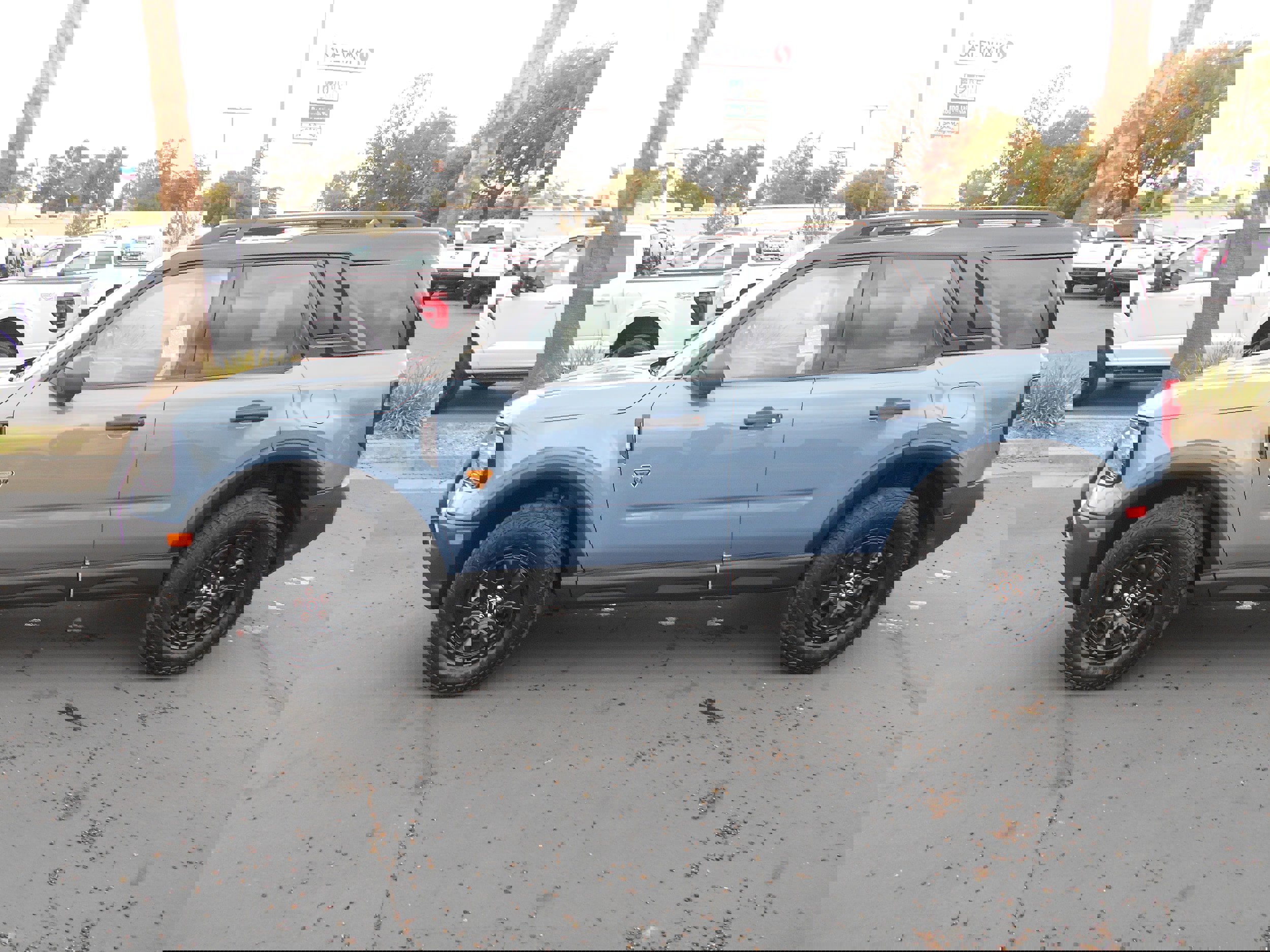 Used 2025 Ford Bronco Sport Badlands w/ Sasquatch Badlands Package image 2