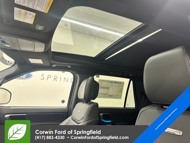 New 2026 Ford Expedition Platinum w/ Stealth Performance Package image 33