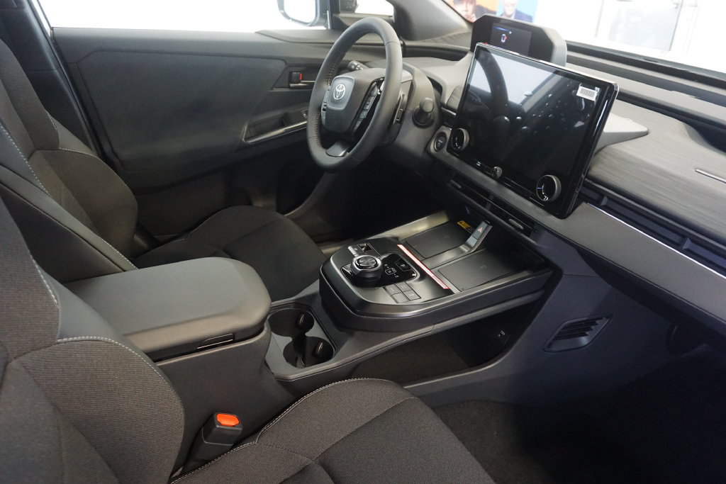 New 2026 Toyota C-HR AWD/4WD image 27
