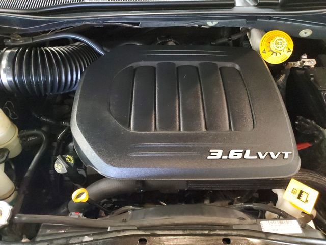 Used 2017 Dodge Grand Caravan SE w/ Power Window Group FWD image 23