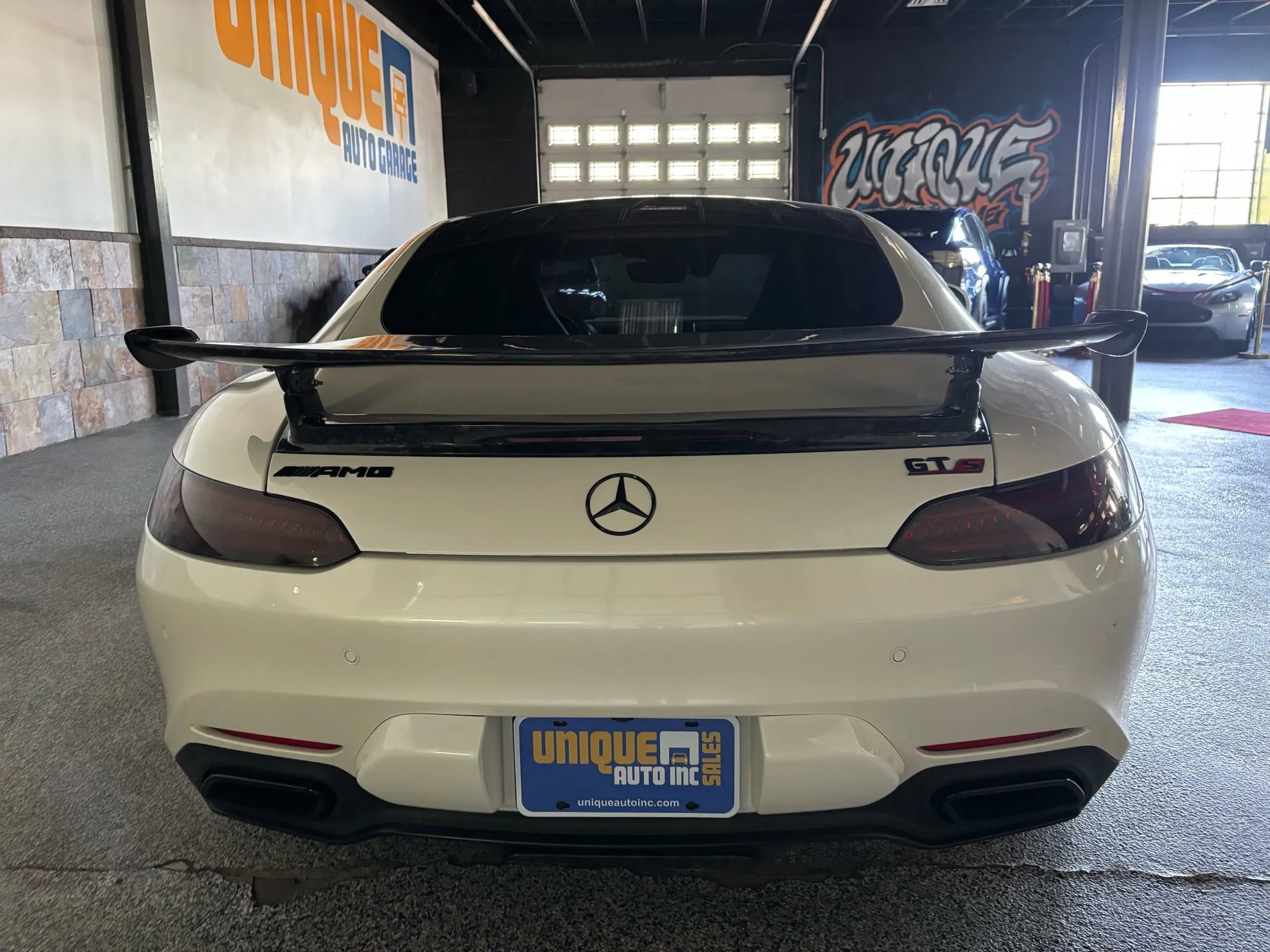 Used 2017 Mercedes-Benz AMG GT Coupe image 10