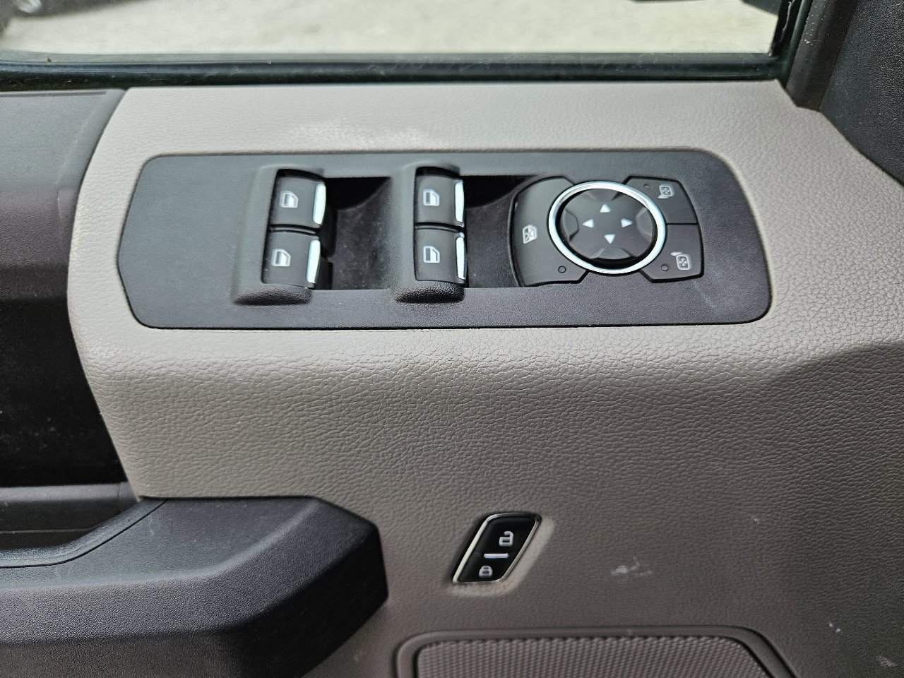 Used 2019 Ford F150 XL w/ Equipment Group 101A Mid image 16