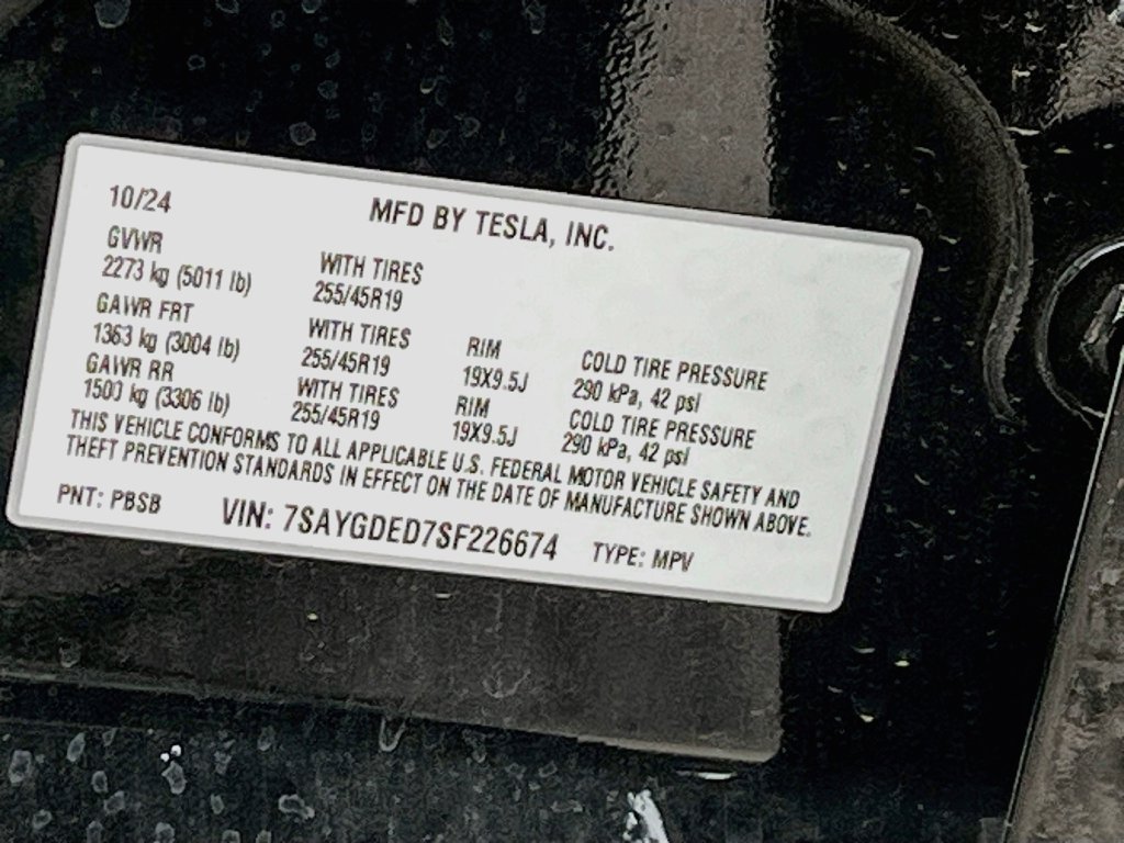 Used 2025 Tesla Model Y Long Range RWD image 32