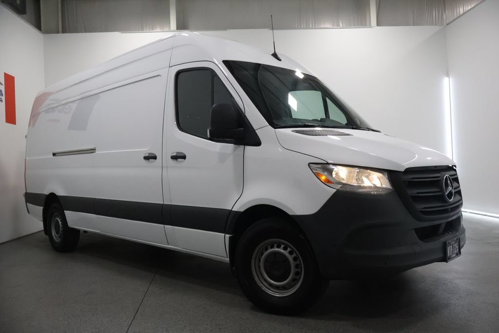 New 2023 Mercedes-Benz Sprinter 2500 image 1