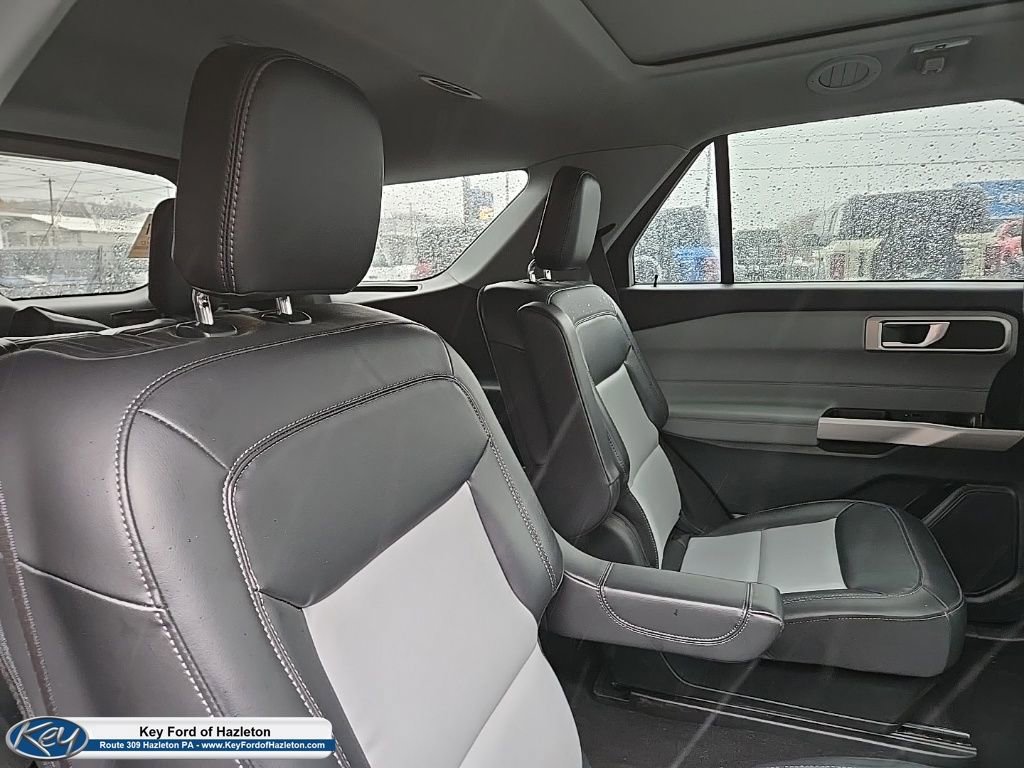 Used 2023 Ford Explorer XLT w/ Equipment Group 202A image 58