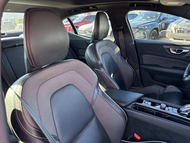 Used 2024 Volvo S60 B5 Plus image 17
