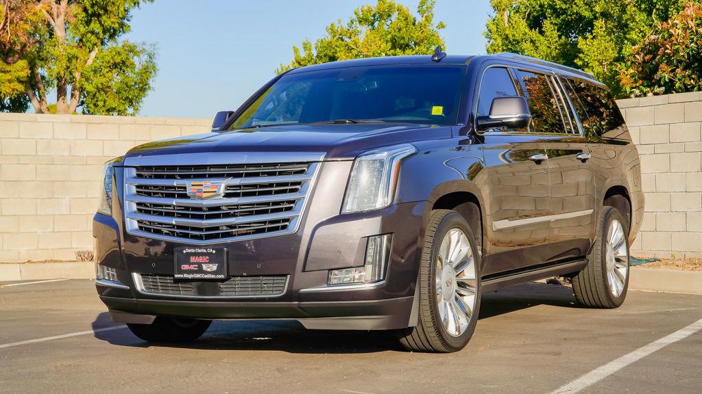 Used 2018 Cadillac Escalade ESV Platinum AWD/4WD image 2