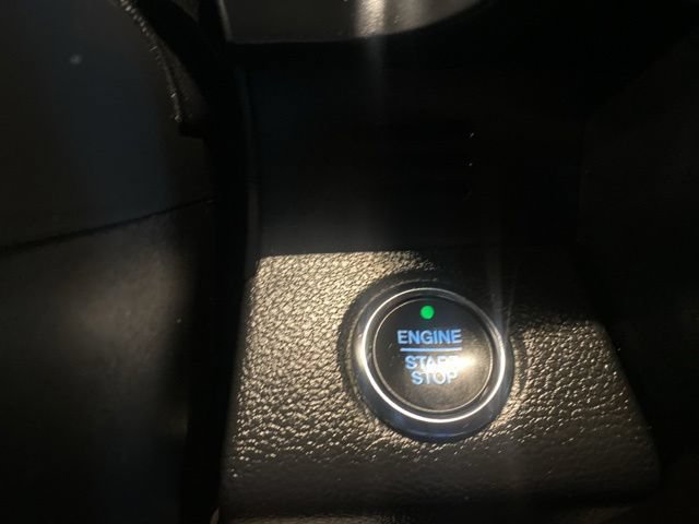 Used 2019 Ford Expedition XLT w/ Equipment Group 202A AWD/4WD image 19