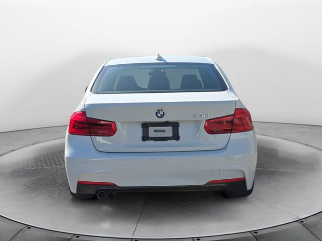 Used 2017 BMW 330i Sedan RWD image 4