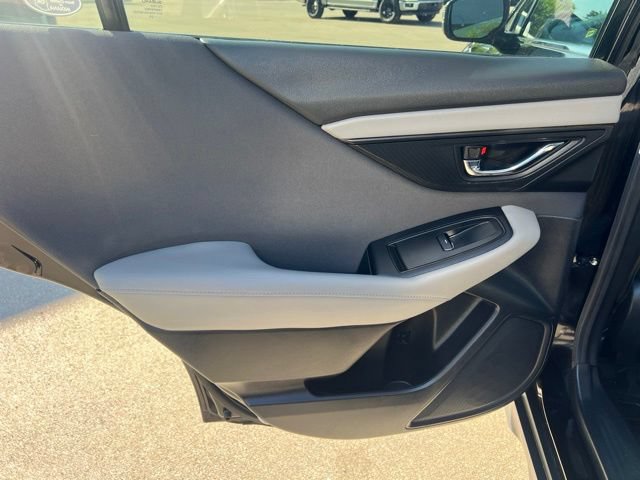 Used 2020 Subaru Outback Premium AWD/4WD image 17