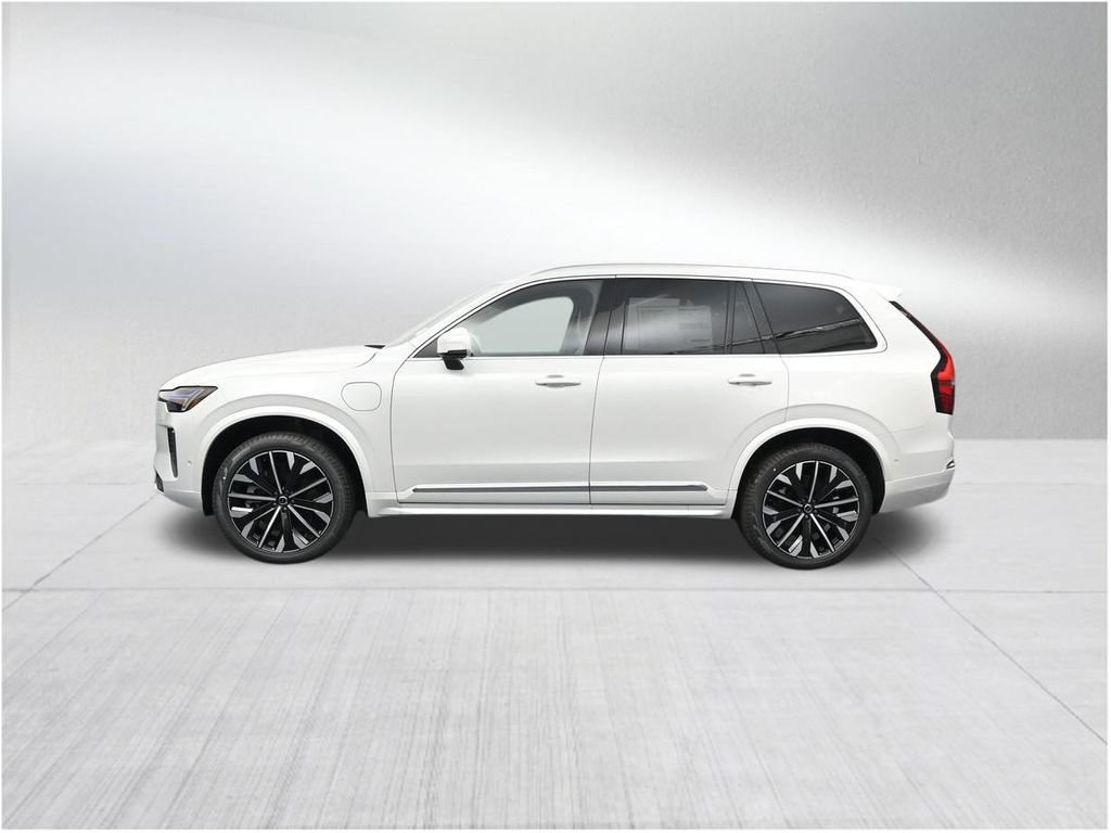 New 2026 Volvo XC90 T8 Plus w/ Protection Package Premier AWD/4WD image 2