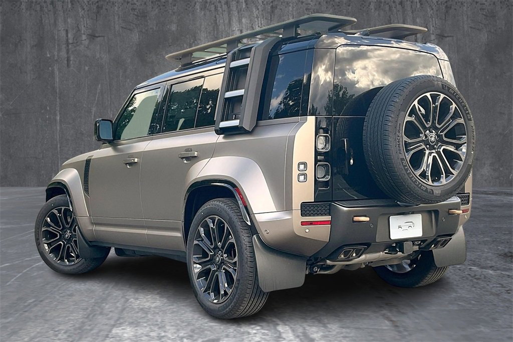 New 2025 Land Rover Defender 110 image 3