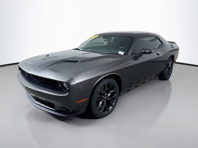 Used 2023 Dodge Challenger SXT w/ Blacktop Package RWD image 3
