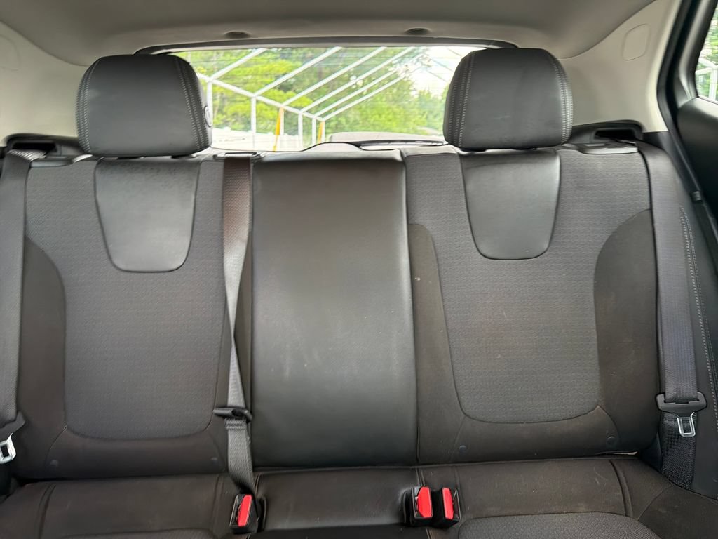 Used 2020 Buick Encore GX Preferred AWD/4WD image 35