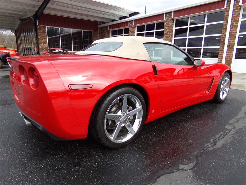 Used 2006 Chevrolet Corvette Convertible image 9