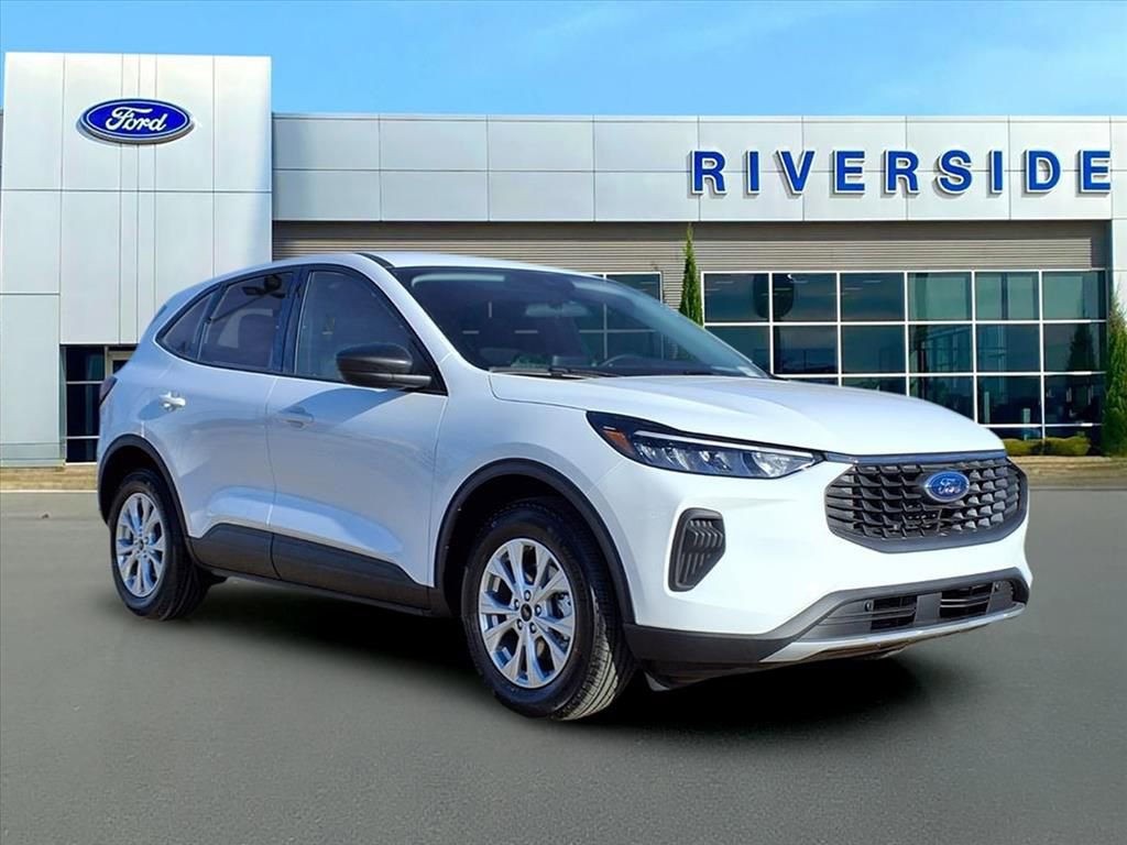 New 2026 Ford Escape Active w/ Cold Weather Package