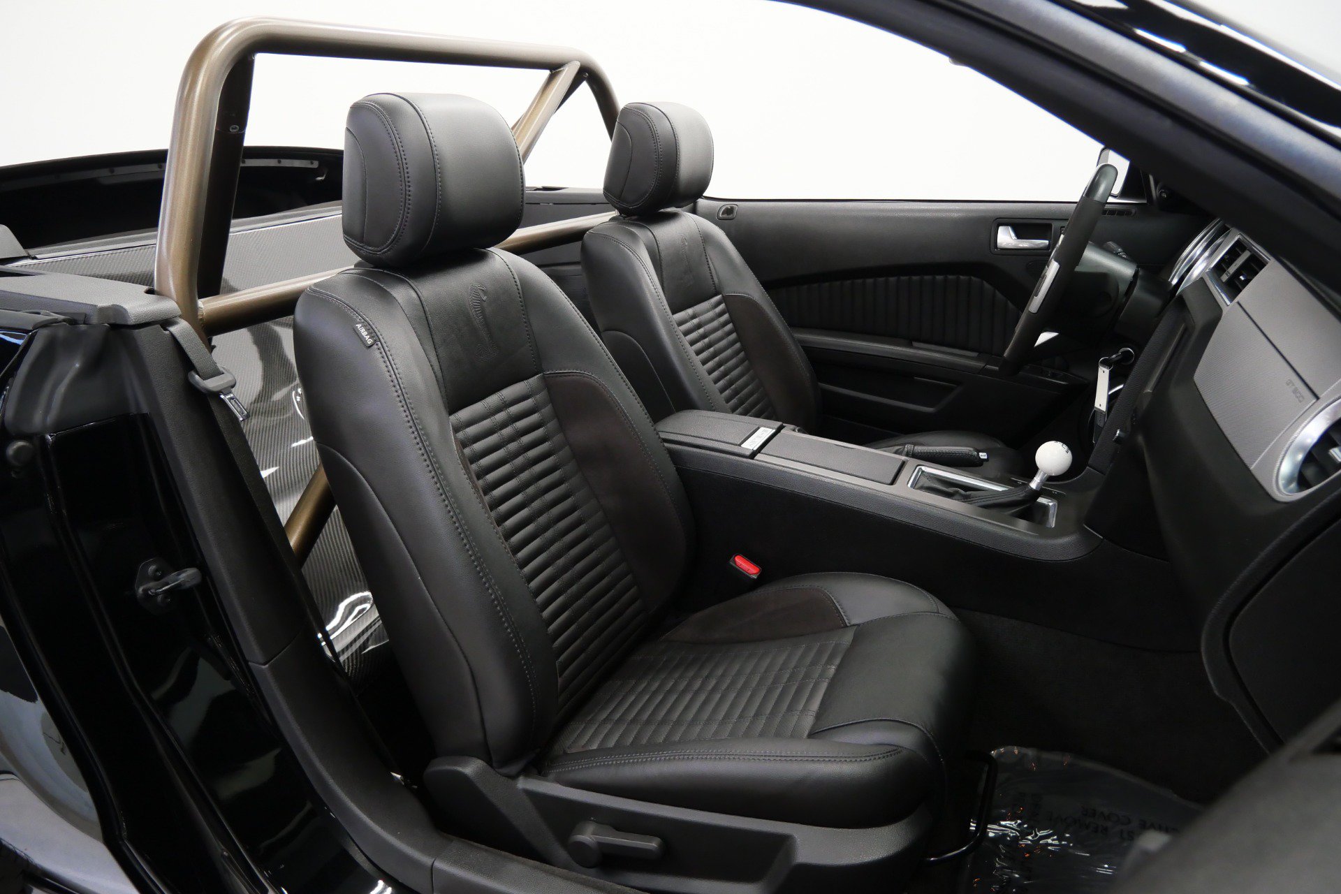 Used 2013 Ford Mustang Shelby GT500 RWD image 23