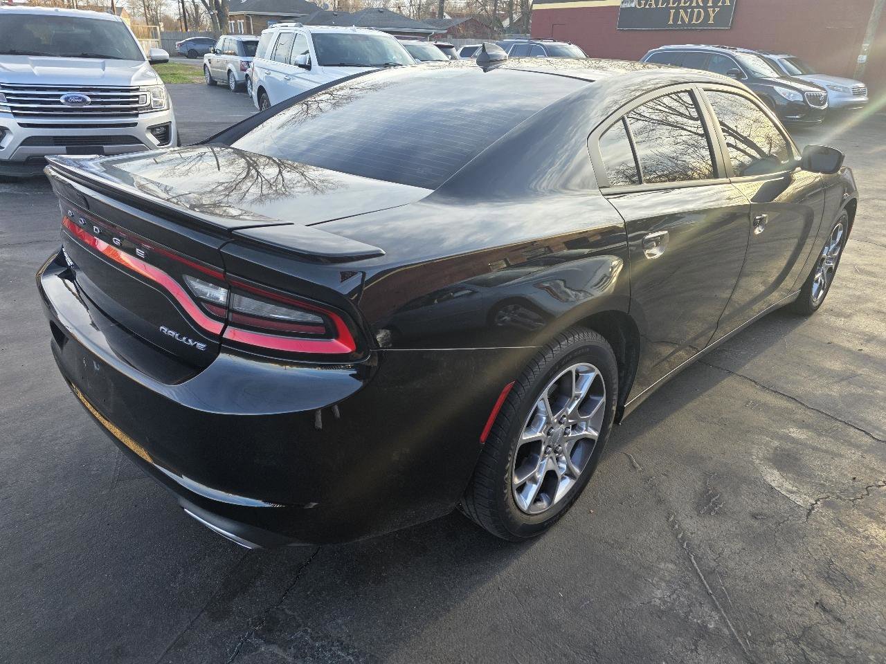 Used 2015 Dodge Charger SXT w/ Rallye Group image 9