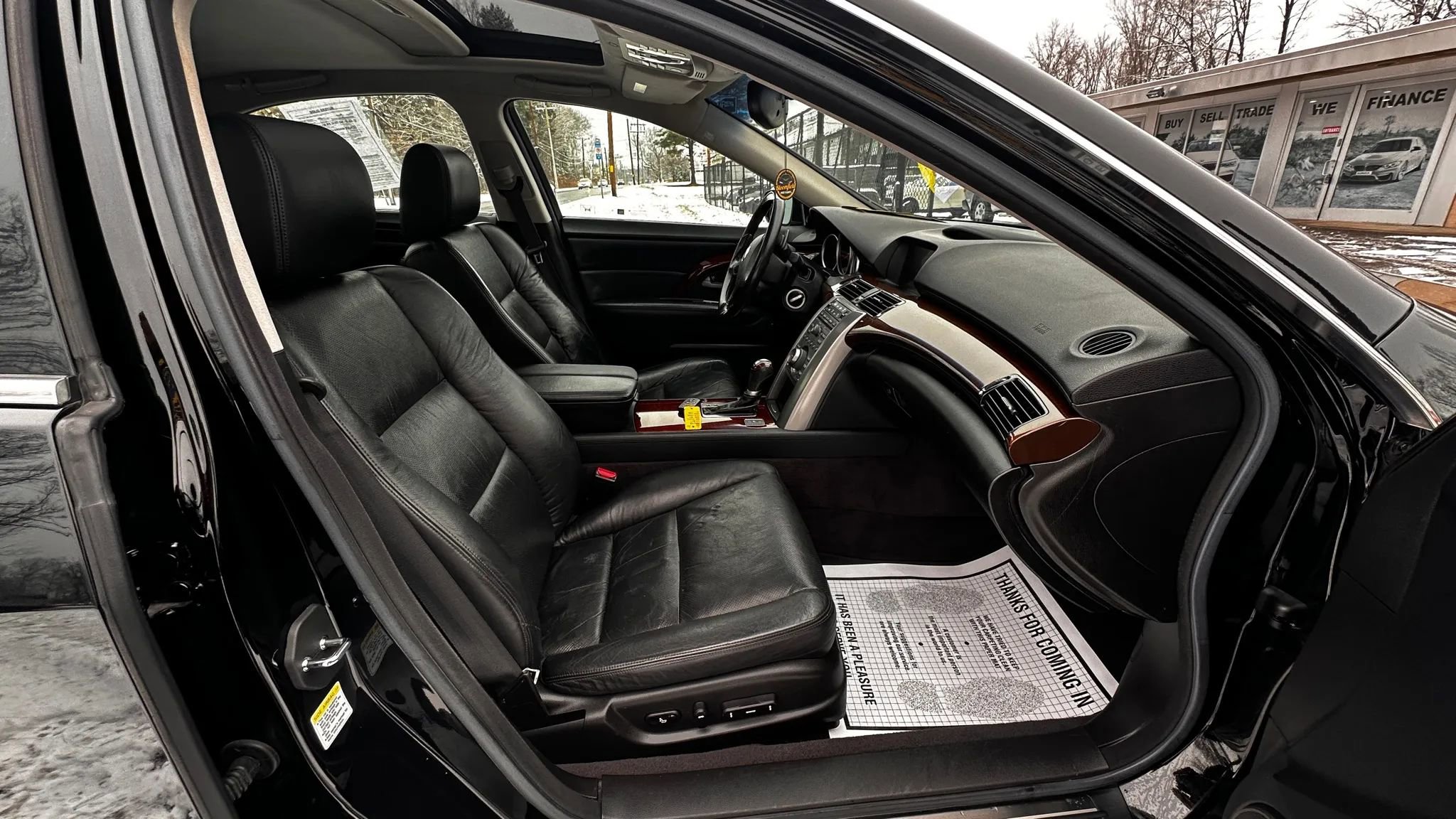 Used 2011 Acura RL image 30