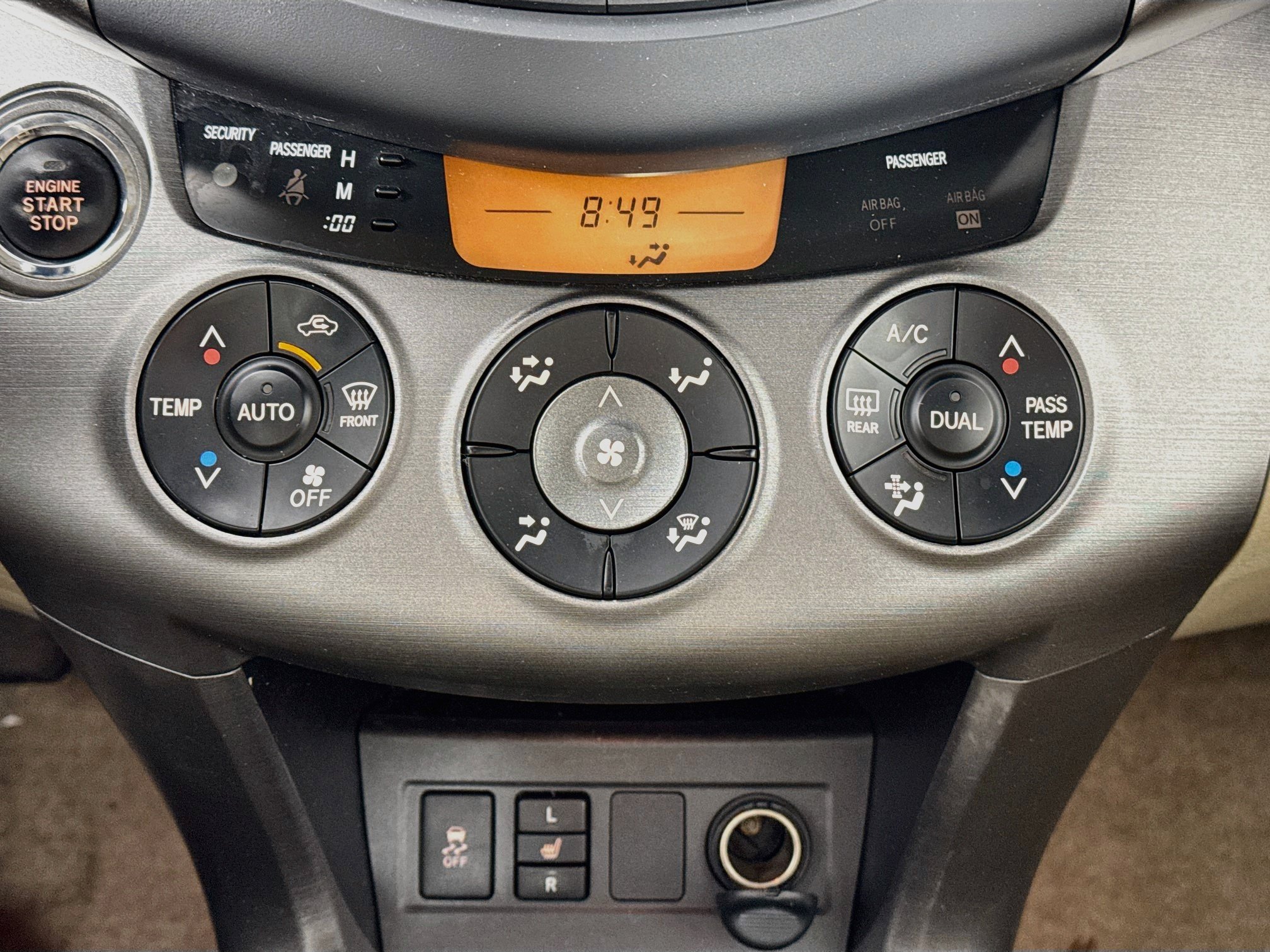Used 2010 Toyota RAV4 Limited FWD image 15