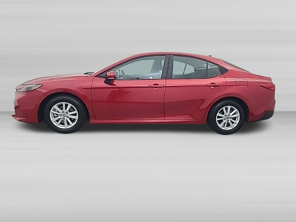 Used 2026 Toyota Camry LE FWD image 8