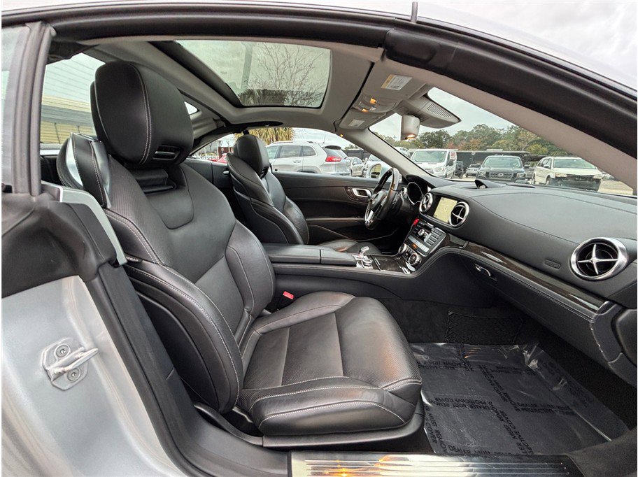 Used 2015 Mercedes-Benz SL 550 image 38