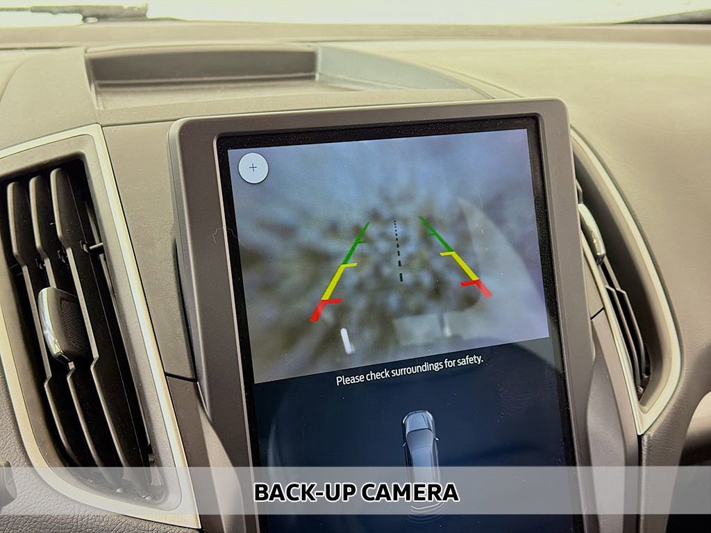 Used 2023 Ford Edge SEL w/ Convenience Package image 4