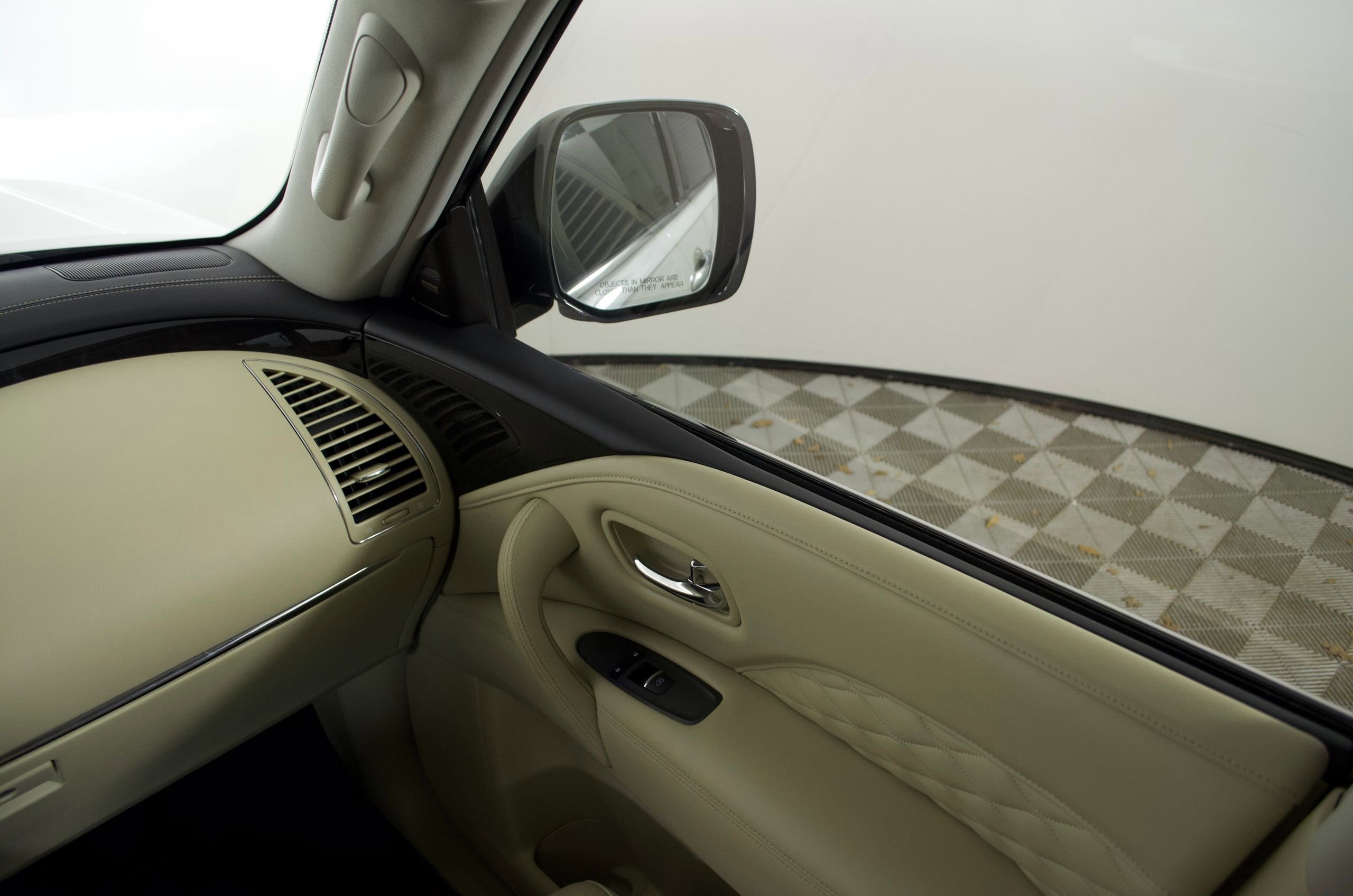 Used 2019 INFINITI QX80 Luxe w/ Proactive Package image 26