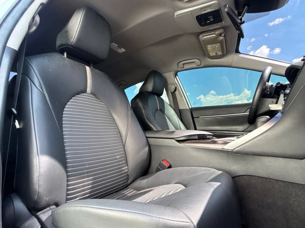 Used 2023 Toyota Camry SE FWD image 25