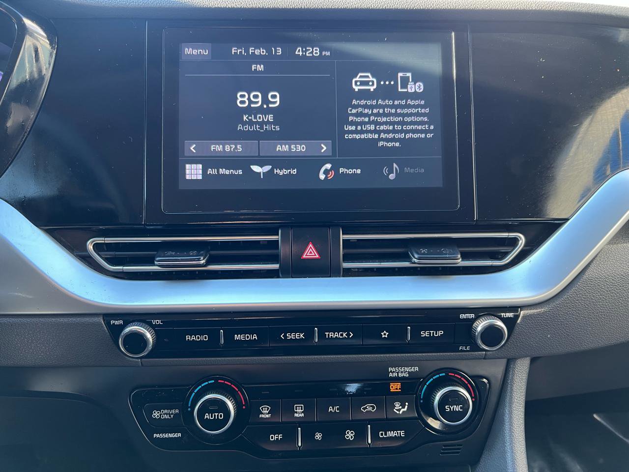 Used 2020 Kia Niro LX image 19