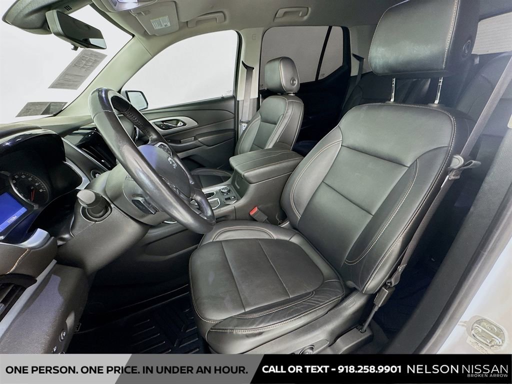 Used 2020 Chevrolet Traverse RS w/ LPO, Floor Liner Package FWD image 22