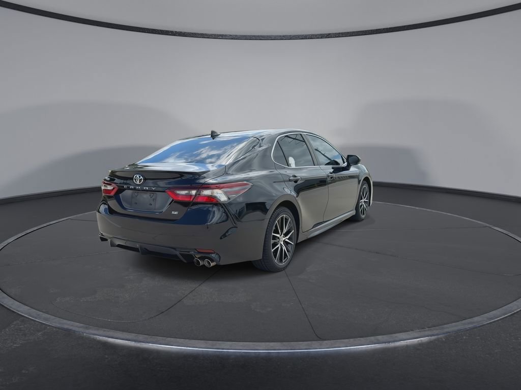 Used 2022 Toyota Camry SE w/ Convenience Package image 8
