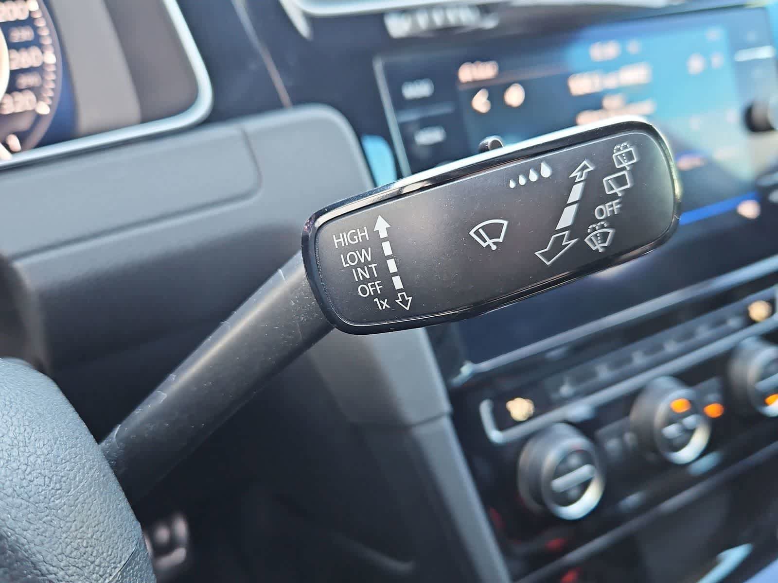 Used 2019 Volkswagen Golf R 4-Door AWD/4WD image 25