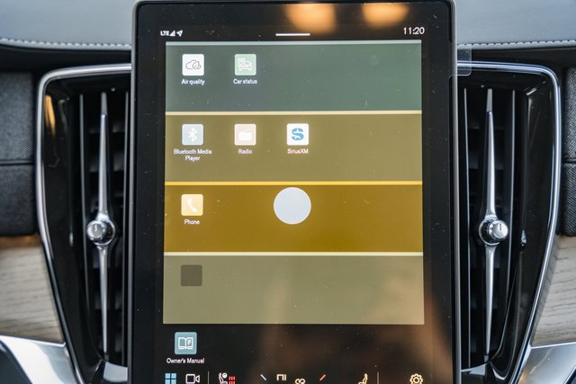 Certified 2025 Volvo XC90 T8 Plus w/ Protection Package Premier image 20