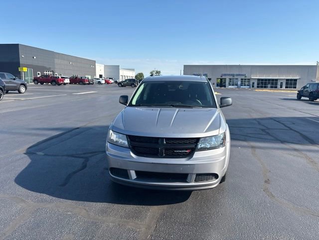 Used 2018 Dodge Journey SE w/ Blacktop Package FWD image 6