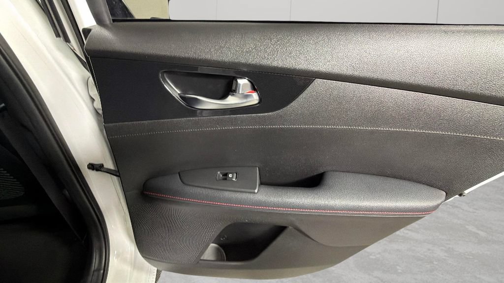 Used 2023 Kia Forte GT FWD image 33