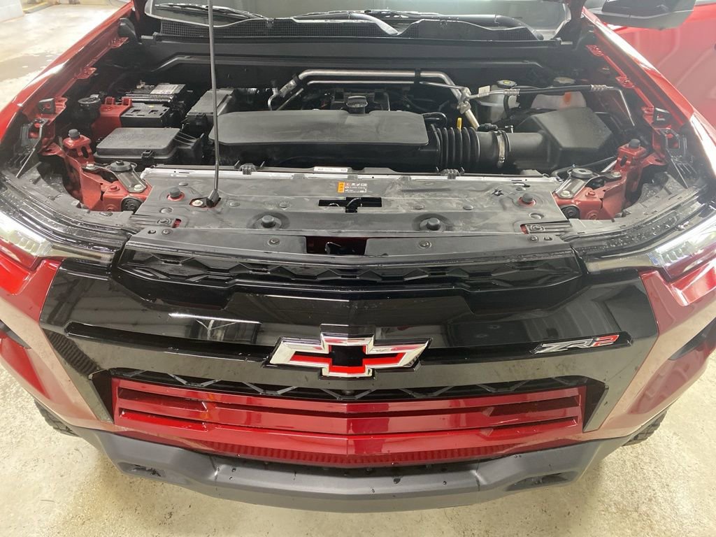 New 2026 Chevrolet Colorado ZR2 w/ Technology Package AWD/4WD image 47