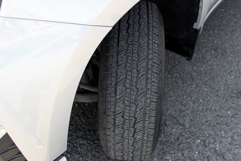 Used 2020 Chevrolet Silverado 1500 LT w/ Convenience Package image 35