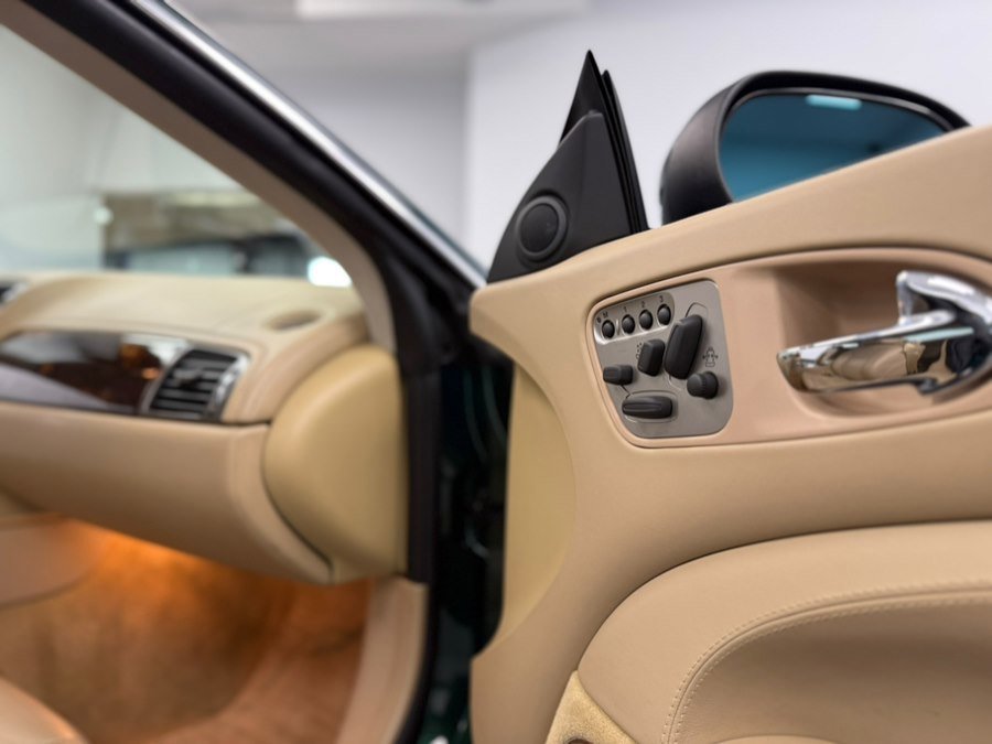 Used 2008 Jaguar XK Coupe image 47