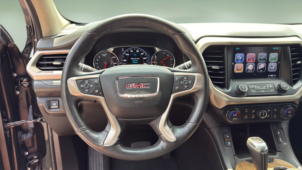 Used 2017 GMC Acadia Denali w/ Technology Package AWD/4WD image 24